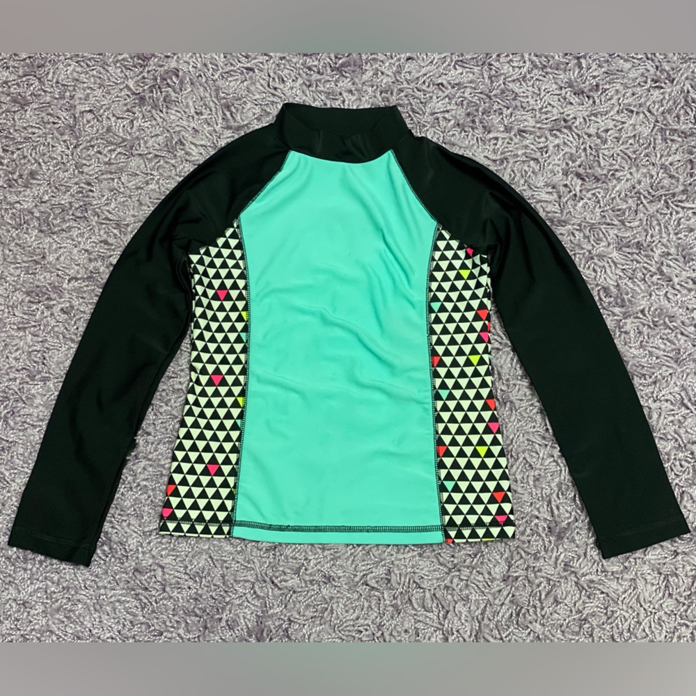Circo girls long sleeve swim shirt / rashguard size M 7/8